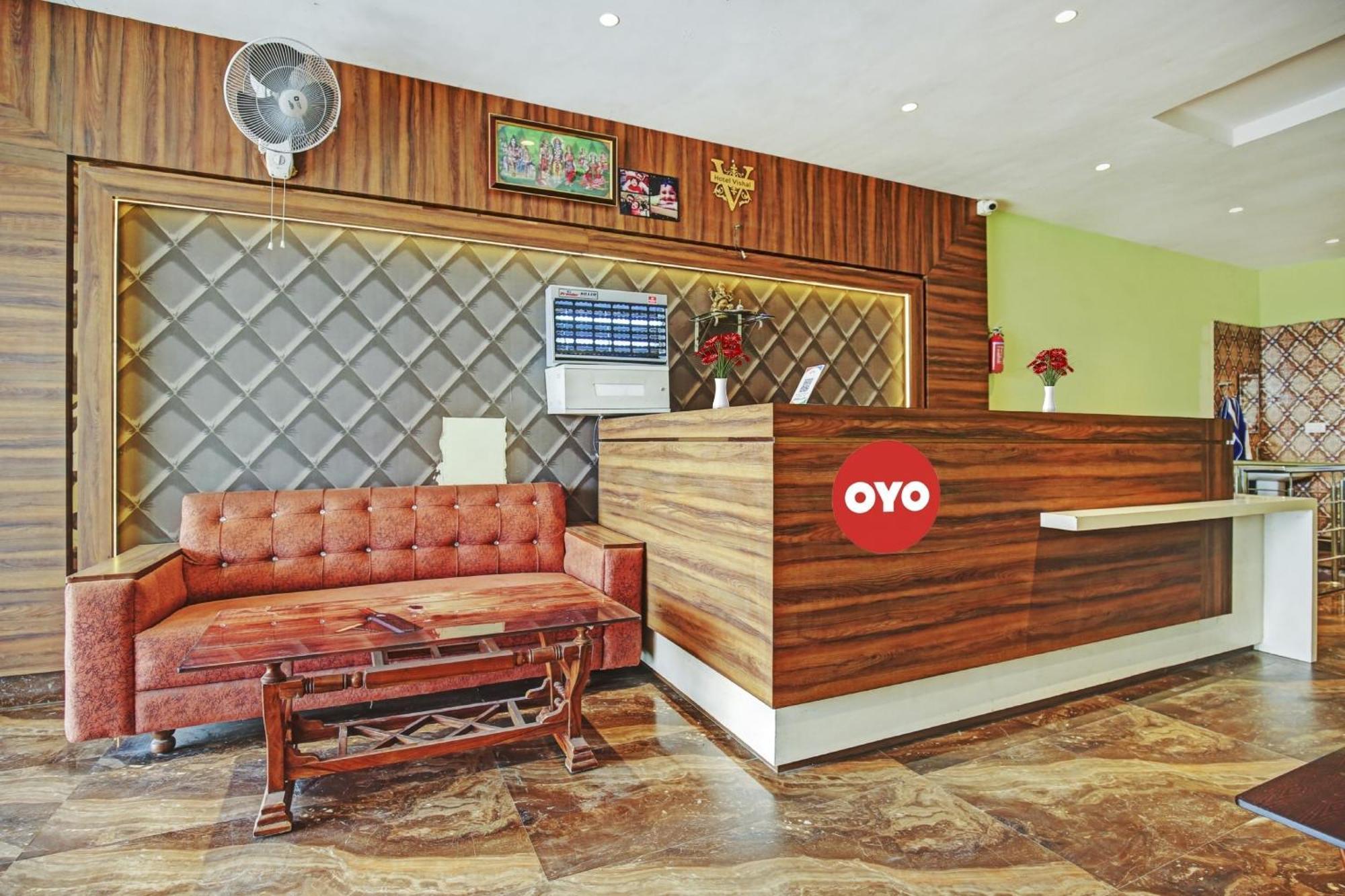 Oyo Vishal Hotel 3*